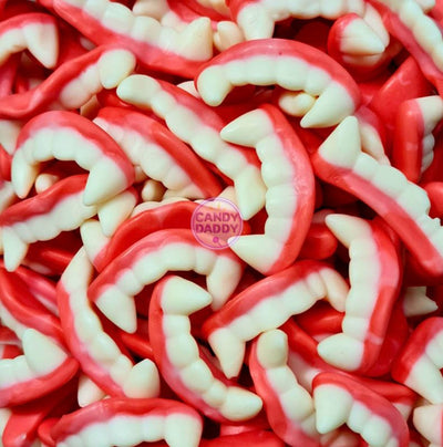 Damel vampir fog gumicukor