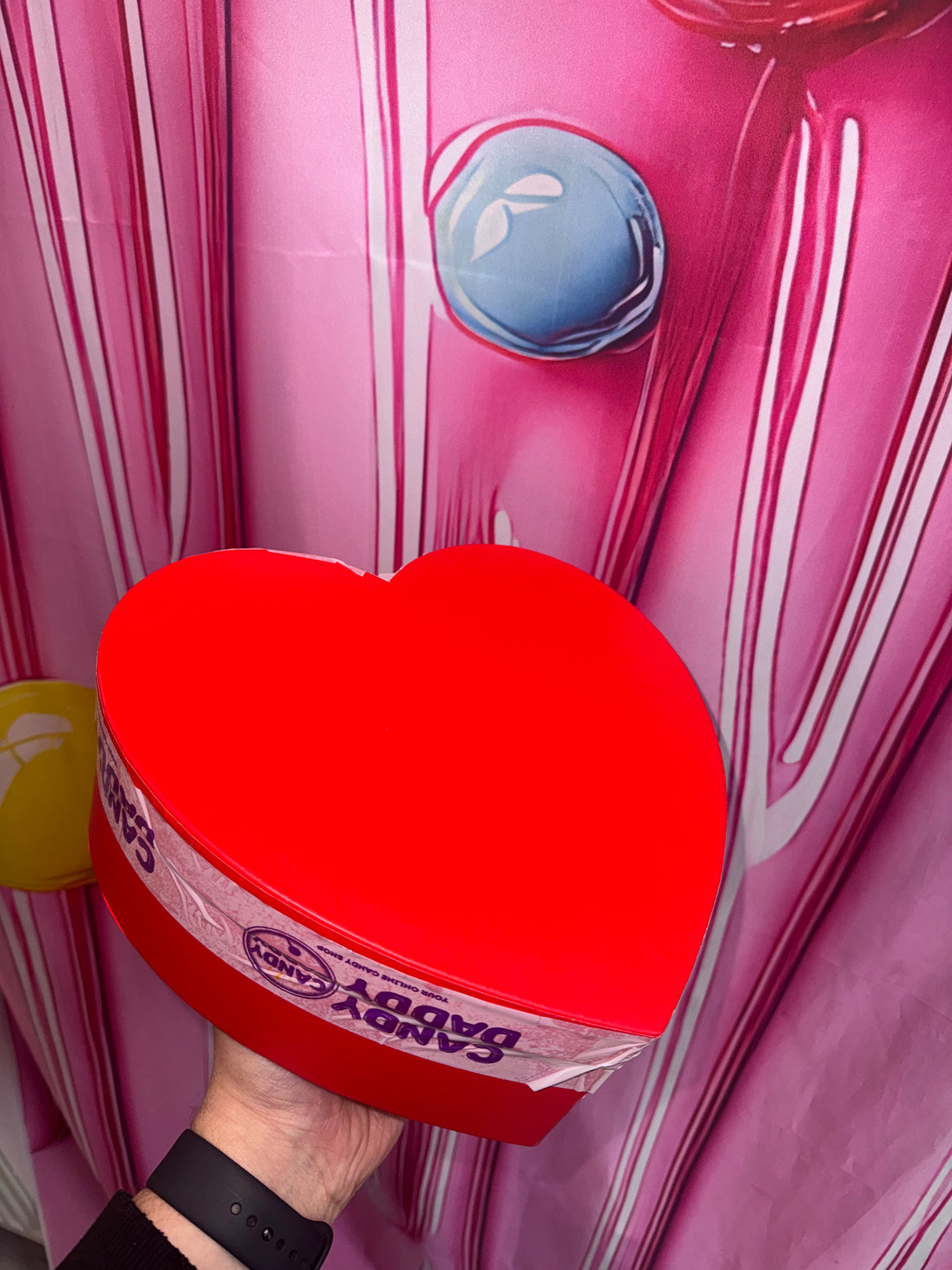 Love Candy Box - Édes - savanyú cukorka és gumicukor válogatás ajándékdobozban