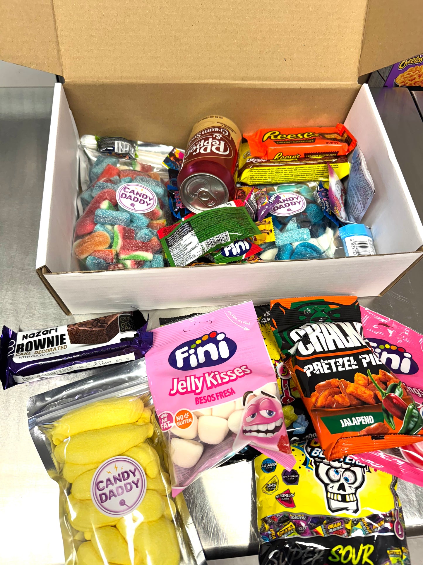 Candydaddy MEGA Édesség - Snack mystery box