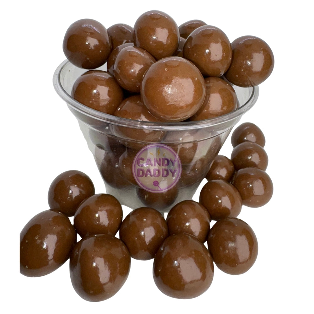 Szamócapálinkás Drazsé 100g tejcsokoládés